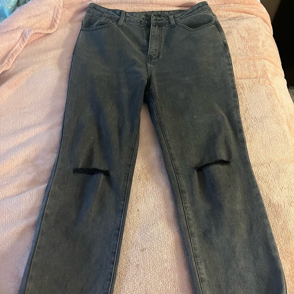 FASHION NOVA black boyfriend jeans